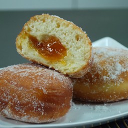 Miniature apricot donuts